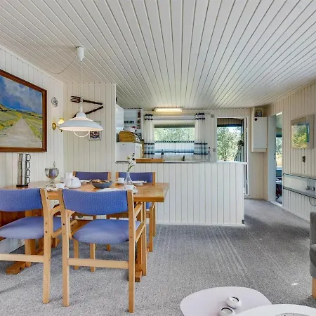 Holiday home Gangulf - 150m From The Sea In Ne Jutland By Interhome *
